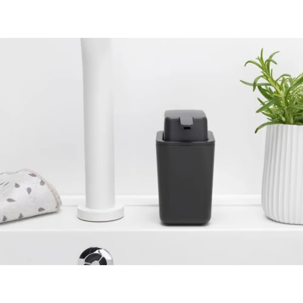 Brabantia |Kitchen Soap Dispenser 洗潔精皂液機|200ml|11.7 x 9.5 x 5.8cm