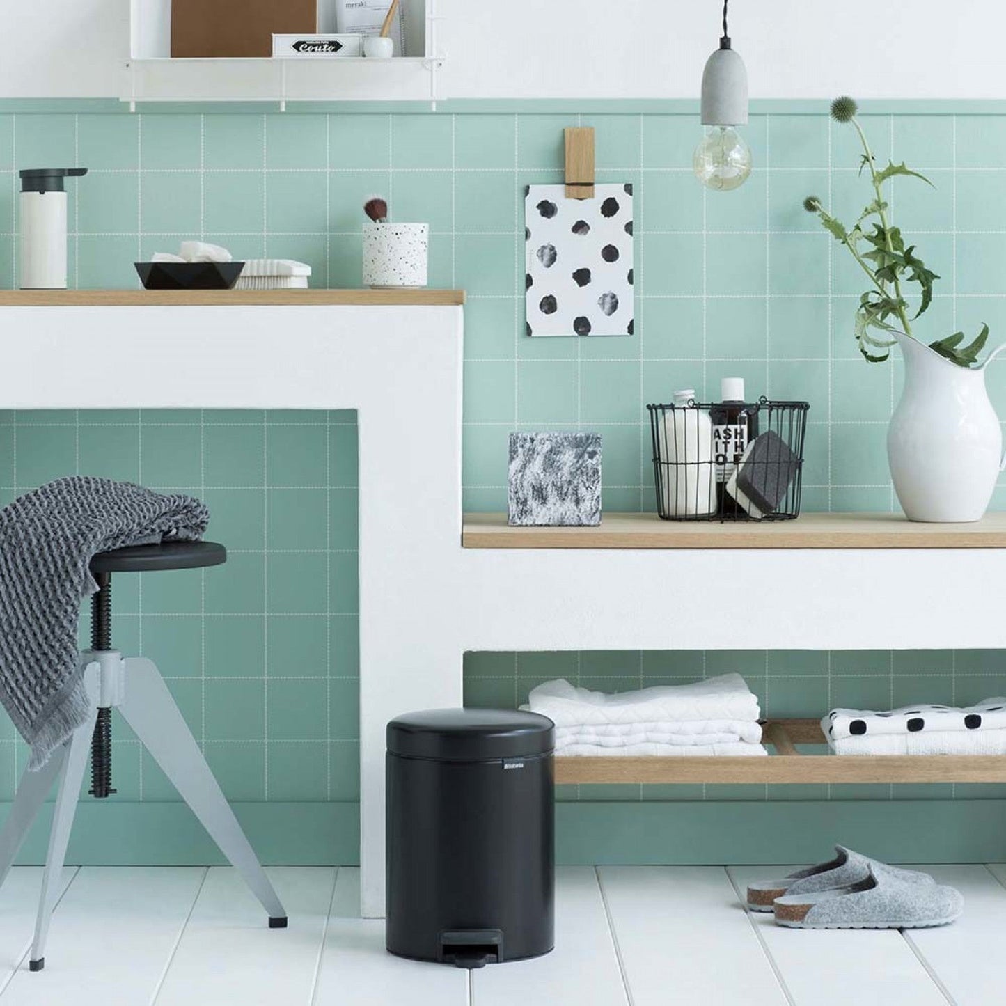 Brabantia｜NewIcon Pedal Bin 圓形腳踏垃圾桶 5L｜塑膠內桶｜4款顏色