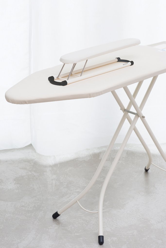 Brabantia｜Sleeve Board 坐枱手袖小熨板 60x10cm｜Ecru 純樸白